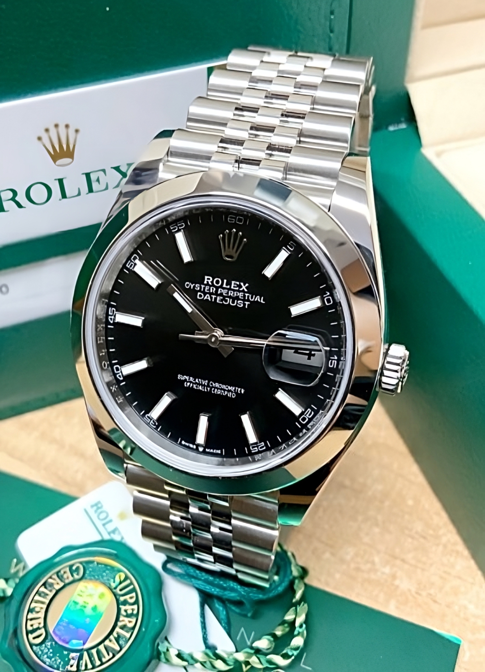 DateJust Black كوبي سويس