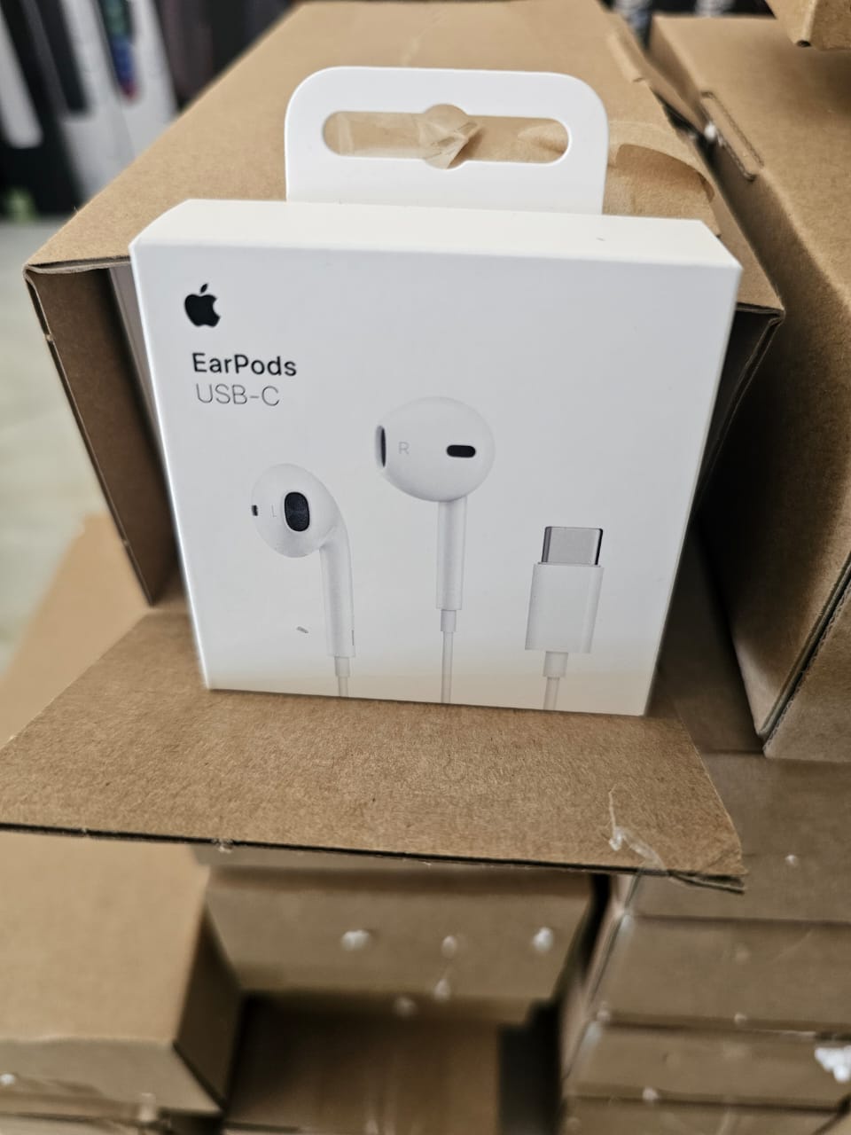 هاند فري iPhone 15 اوريجنال توكيل 