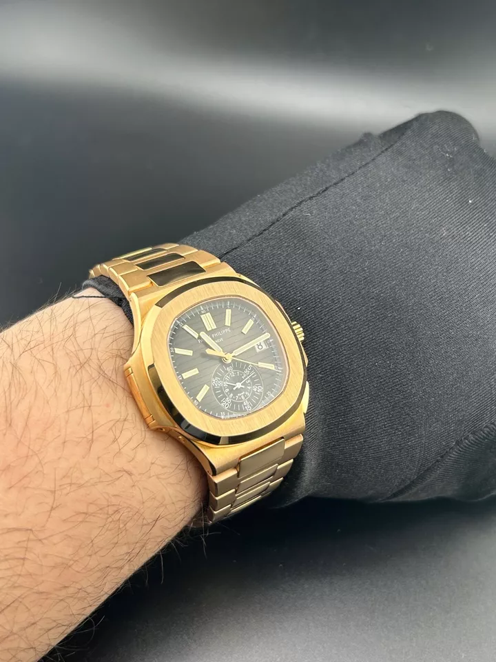 Patek Philippe gold باتيك فيليب ذهبية