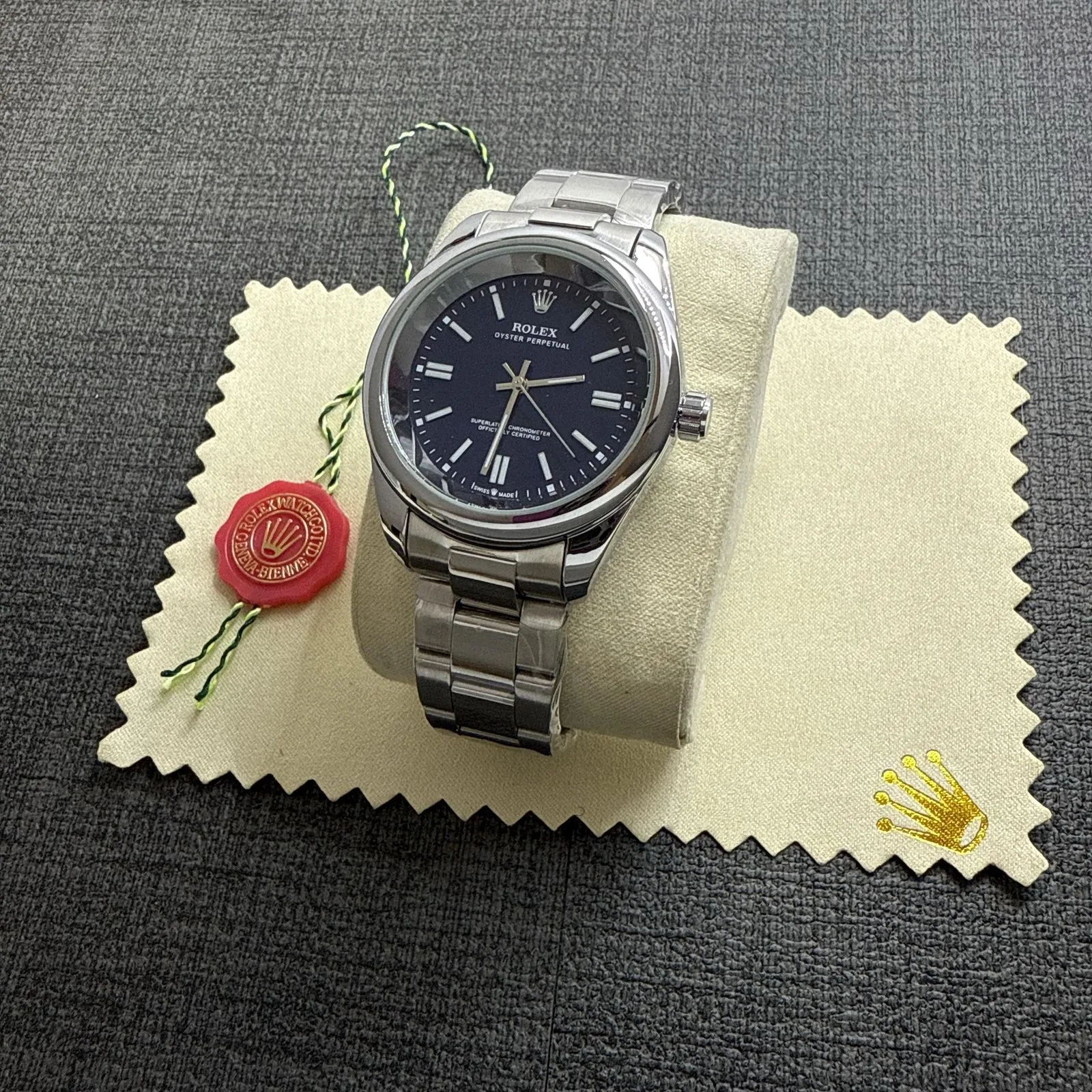 ساعة  Rolex Oyster Perpetual - Blue ماستر درجة اولي