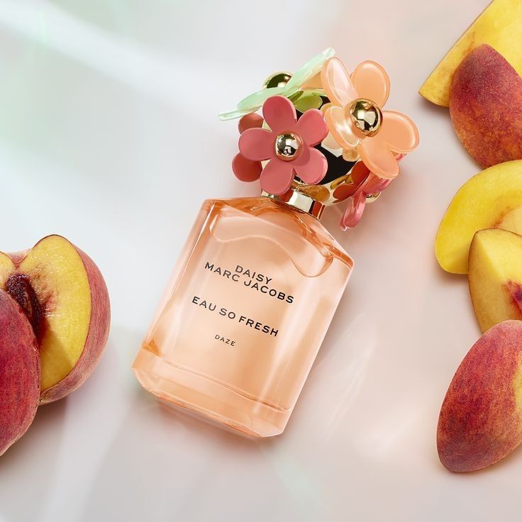 Marc Jacobs Daisy