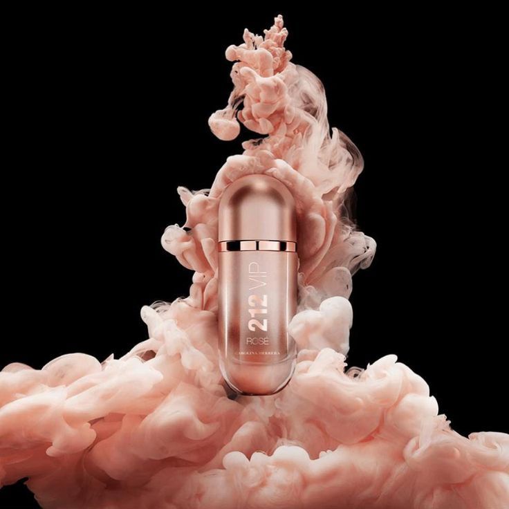 كارولينا هيريرا 212 في آي بي روز (Carolina Herrera 212 VIP Rosé)