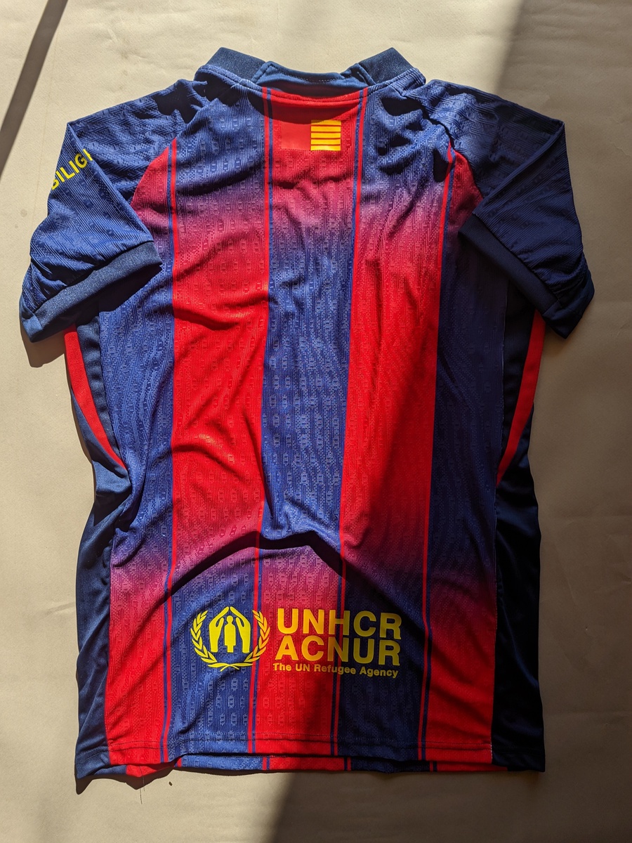 تيشيرت برشلونة 2026 الاساسي