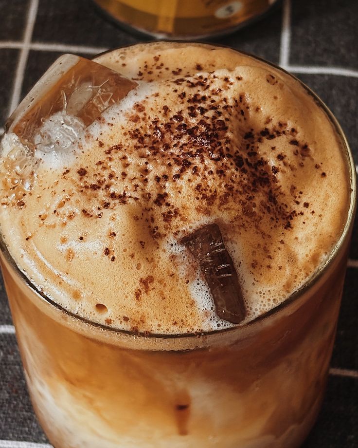 ☕ ومع مضرب النسكافيه، استمتعي بكوب رغوي غني زي الكافيهات.