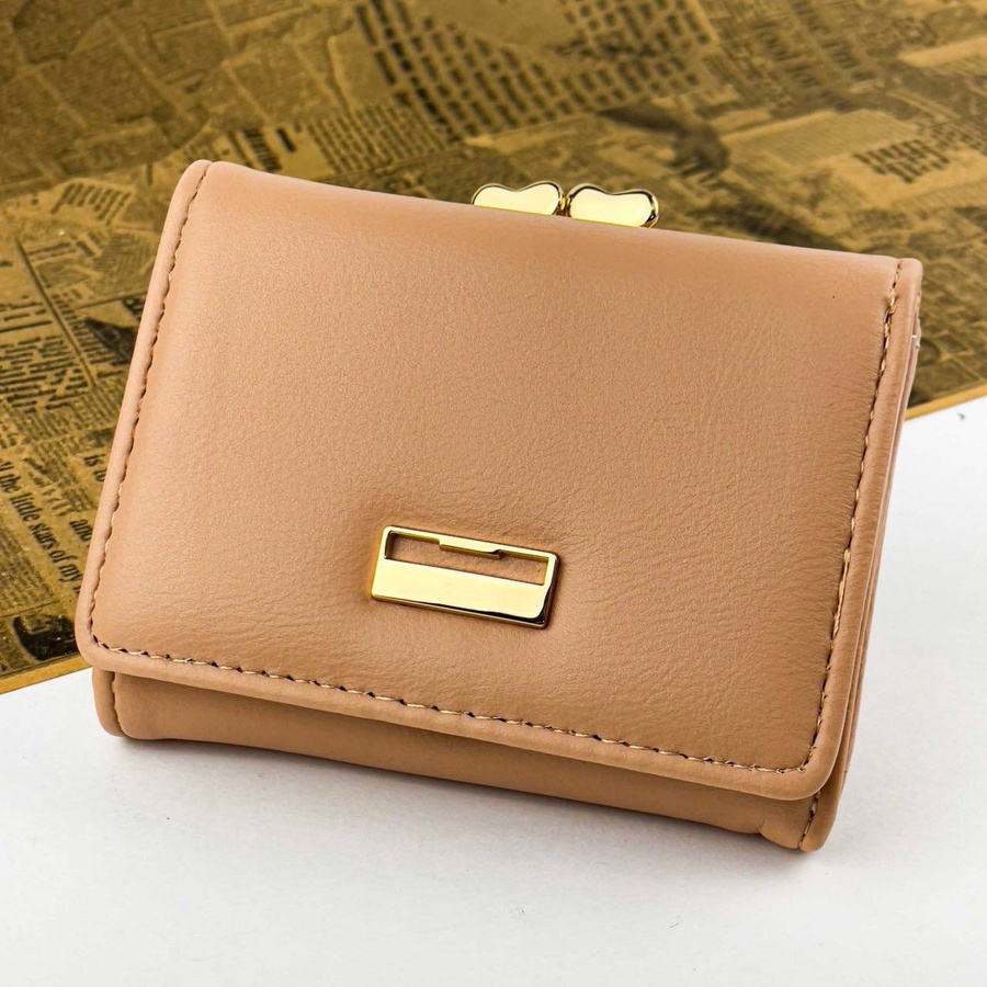 Round Clasp Wallet