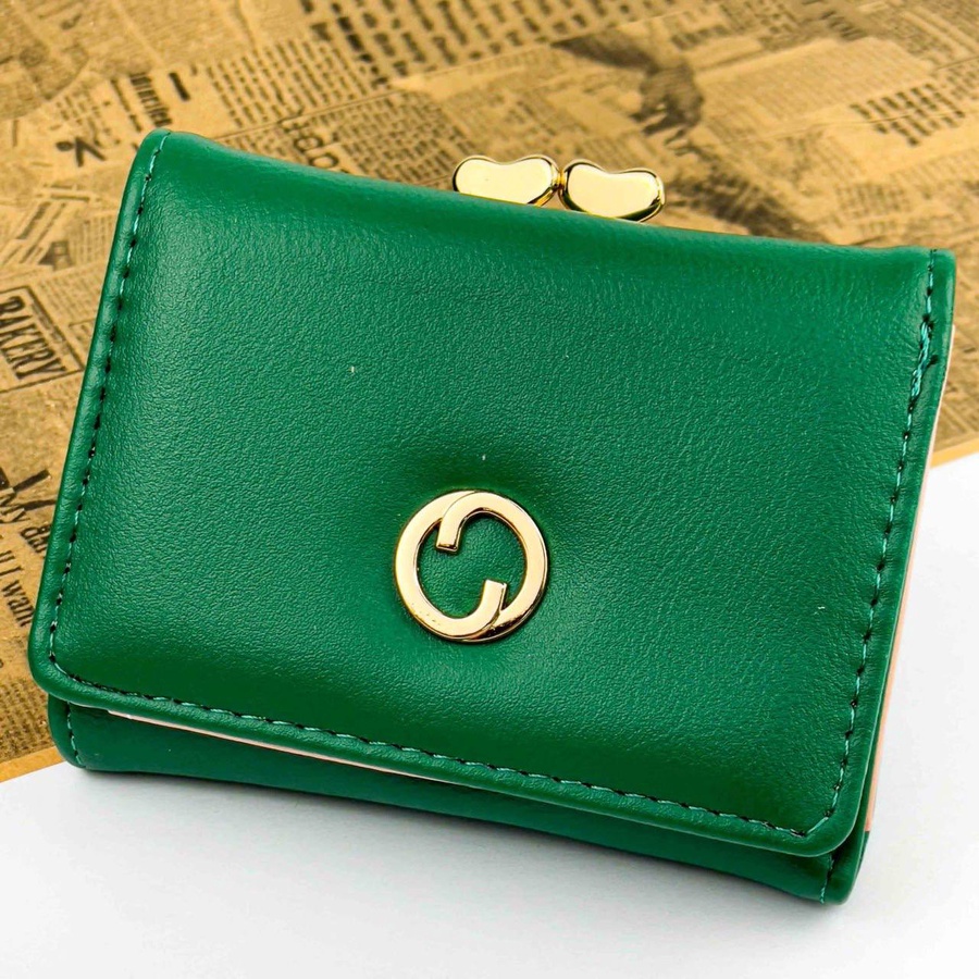 Circular Buckle Wallet