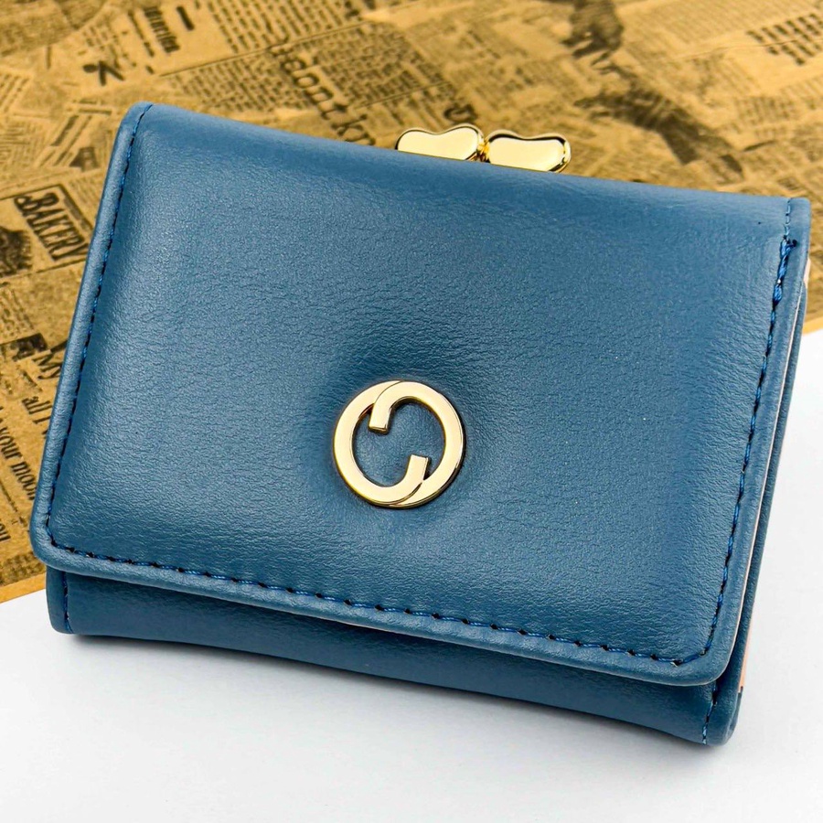 Circular Buckle Wallet
