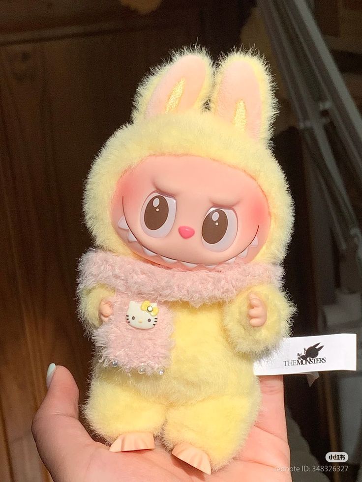 مصنوعة من خامات عالية الجودة: PVC، قماش بوليستر، ومواد داخلية متينة