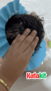 > شاور كاب السيليكون (Shower Cap)
👶 وقت الاستحمام مابقاش مرهق… الكاب السيليكون بيخلي الشاور وقت لعب وضحك:
🛡️ يحمي عين الطفل من الصابون والشامبو.
💦 مقاوم للماء وسهل التنظيف.
🎨 تصميم لذيذ وخفيف ومناسب لمقاس الطفل (قابل للتعديل).
😂 يخلي الطفل يستمتع بالاستحمام بدل البكاء.
✅ وداعًا للدموع… وأهلًا بالضحك وقت البانيو.