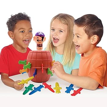 🏴‍☠️✨ لعبة القرصان المفاجأة