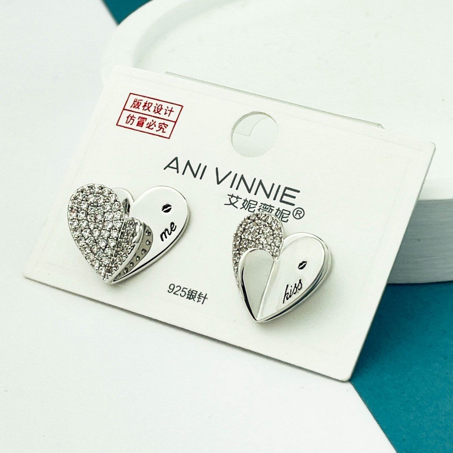 Kiss Heart Earrings – Silver 925 with Zircon
