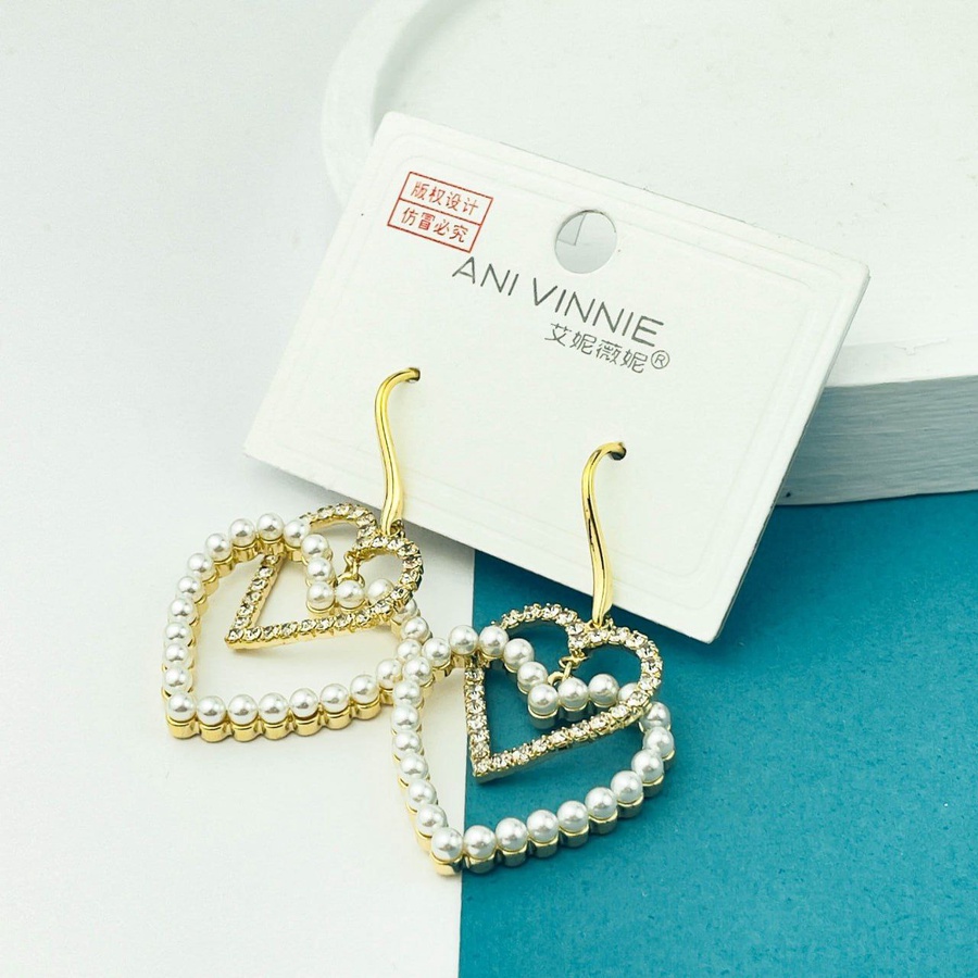Golden Heart Pearl Zircon Earrings