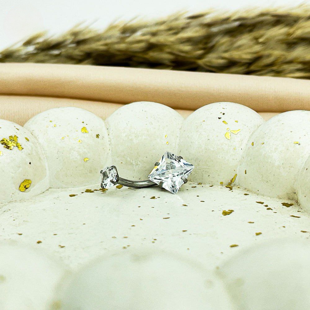 Crystal Zircon Belly Piercing – Heart & Square Steel
