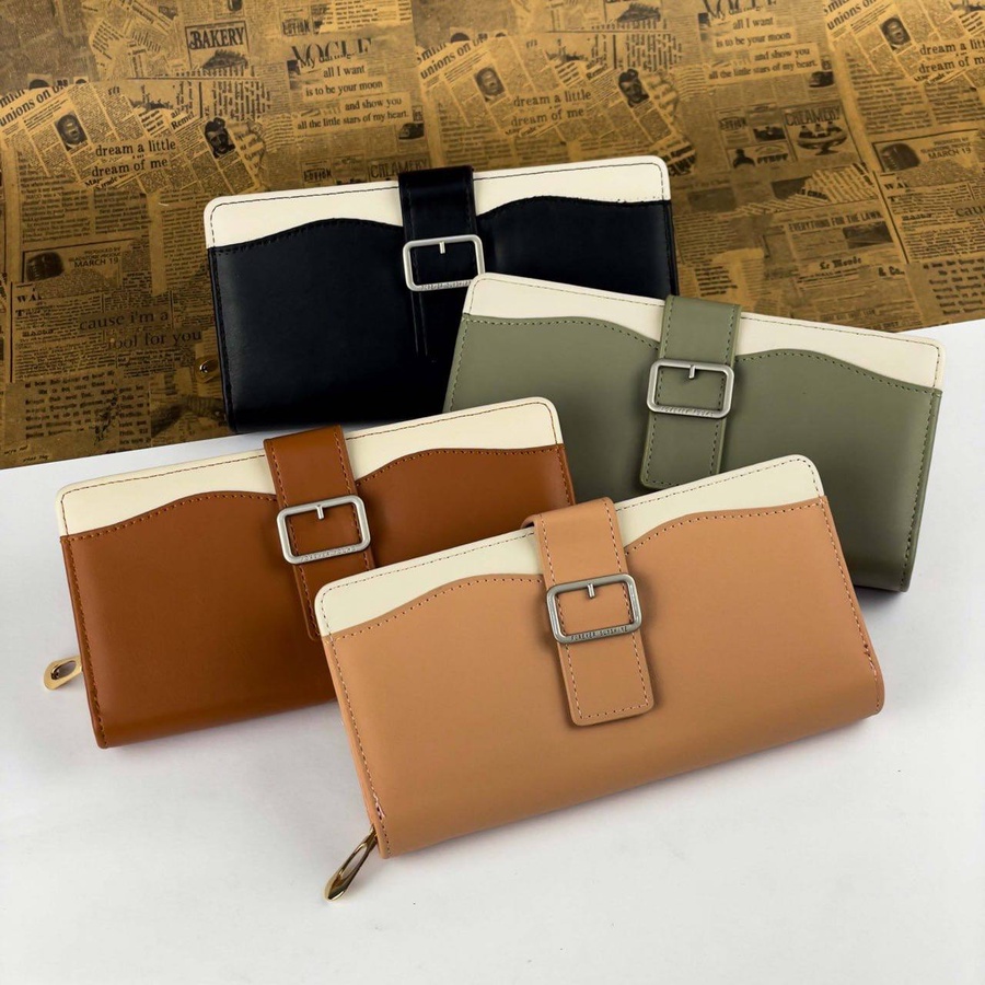 Buckle Accent Women's Wallet