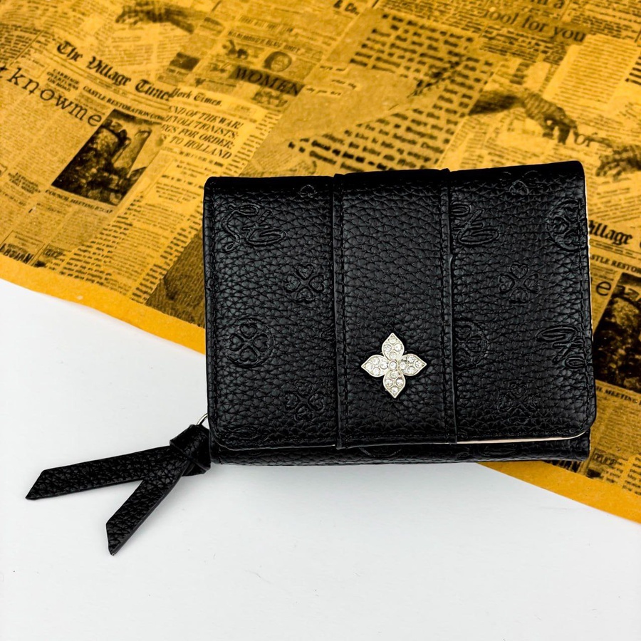 Laser Engraved Hearts Women's Wallet