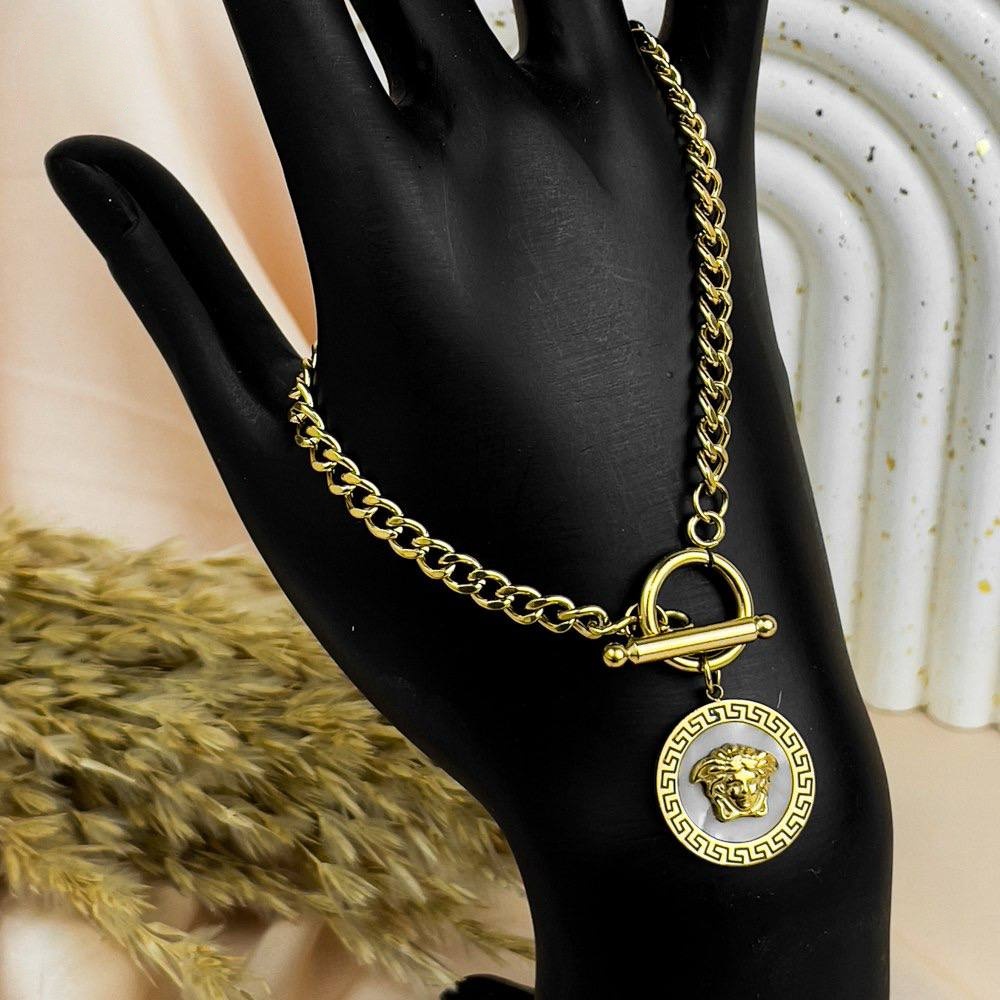 Lion Emblem Chain Bracelet – Gold Stainless Steel