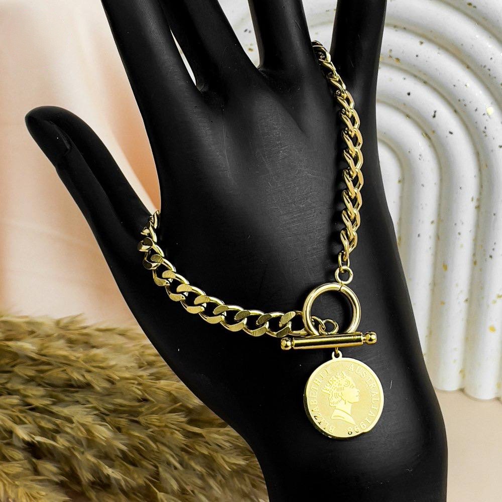 Royal Coin Chain Bracelet – Blizabeth II Edition