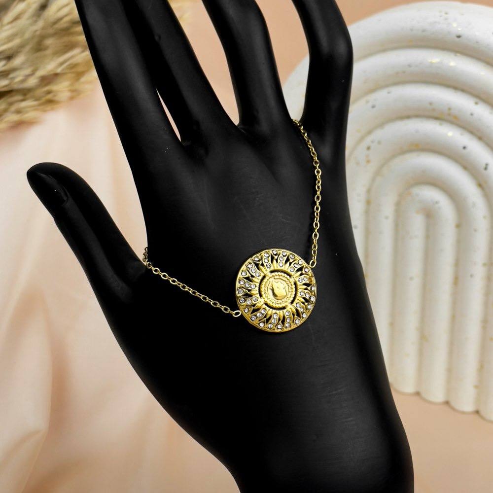 Gold Crystal Round Bracelet