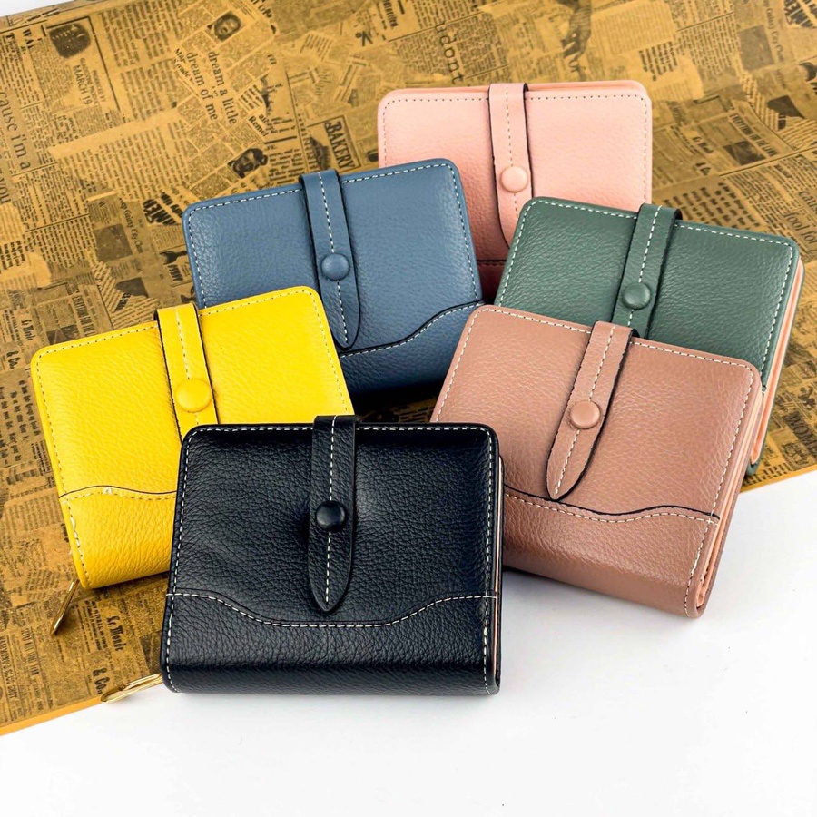 THE MINIMALIST STRAP WALLET