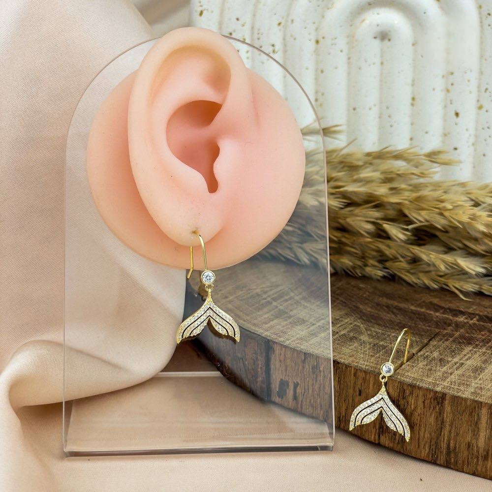 Whale Tail Zircon Earrings – Gold Finish 925