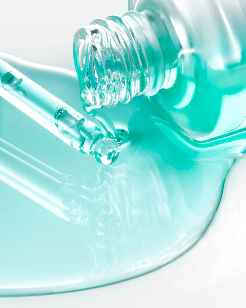 EMERALD-TONED SMOOTHING FORMULA