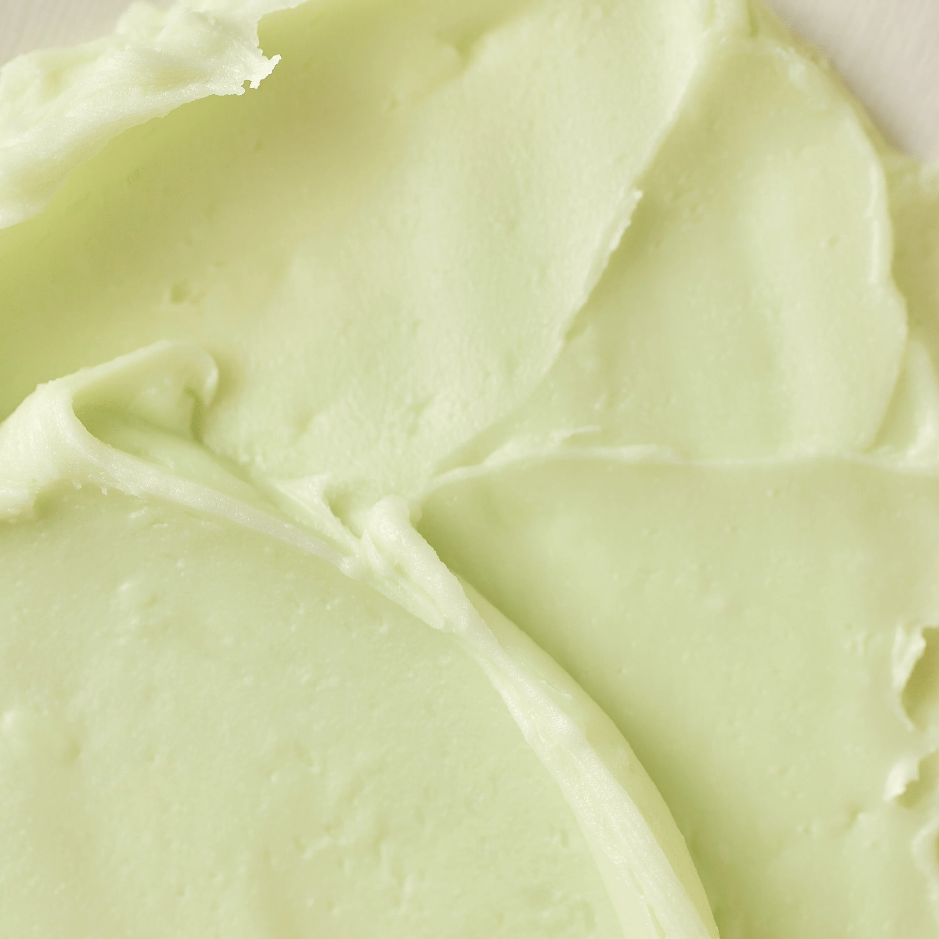 Clinically proven to be
water resistant.

