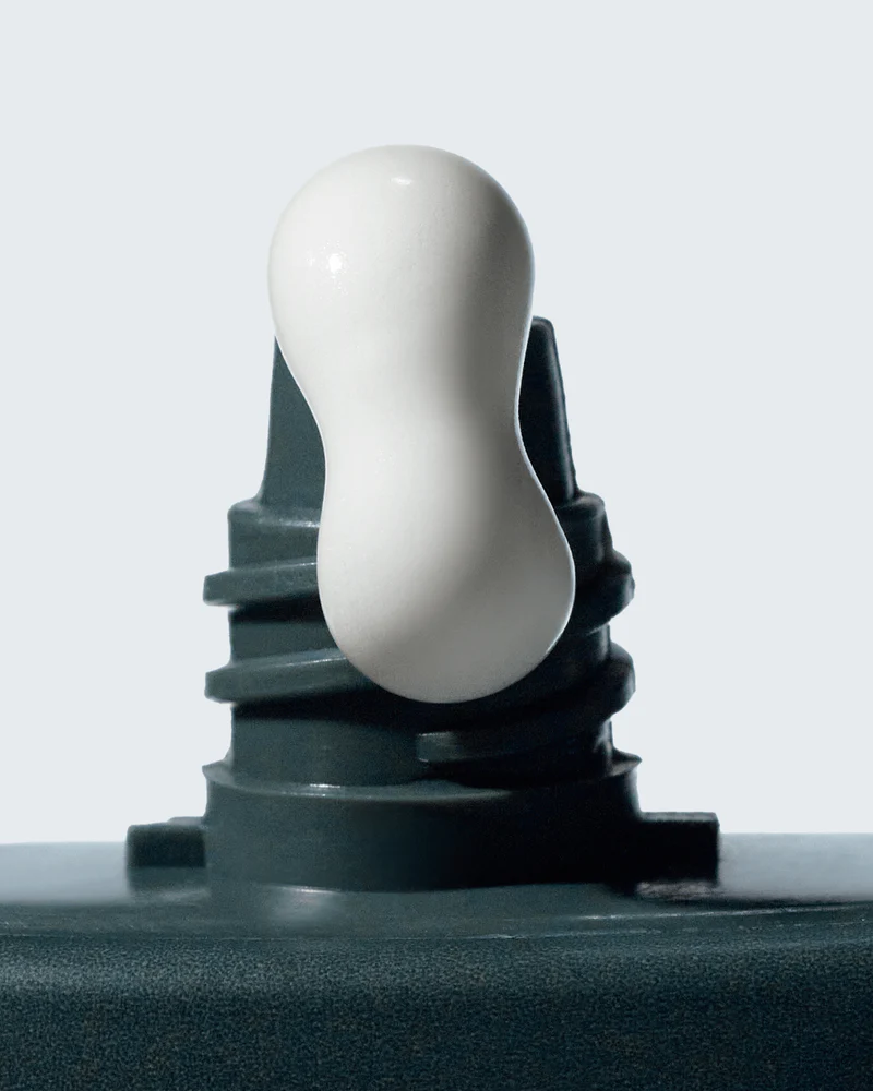 Non-greasy & Light-weight Formula