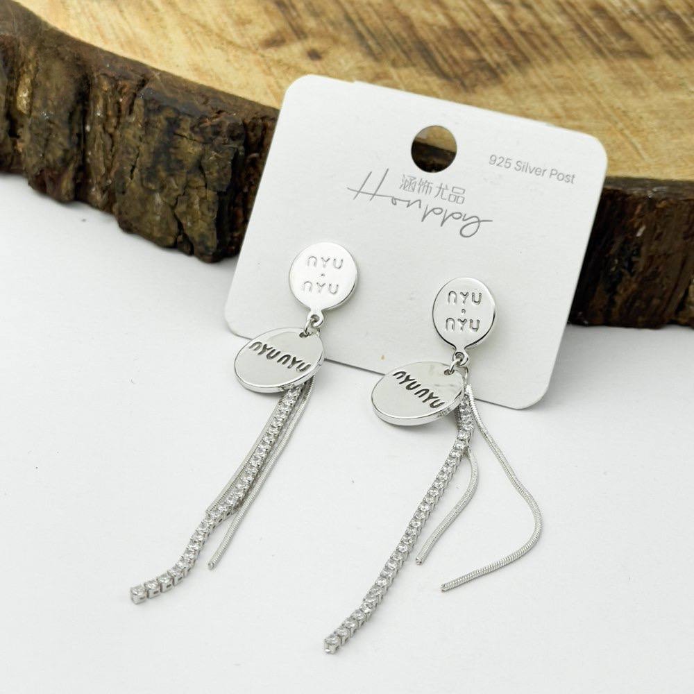 Dual Engraved Disc Threader Earrings – Silver Minimalist