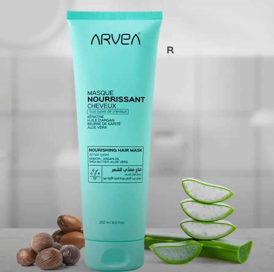 قوام مخملي سهل التوزيع.
شعر أنعم، أقوى، وأسهل في التصفيف… مع كل استخدام!


