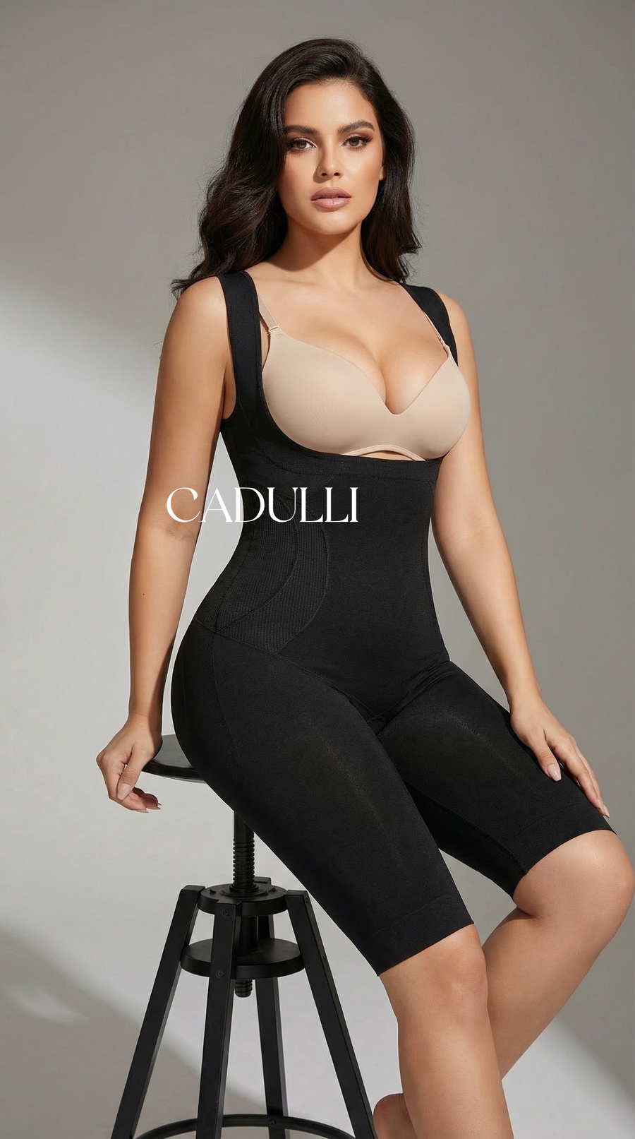 تصميم الصدر المفتوح