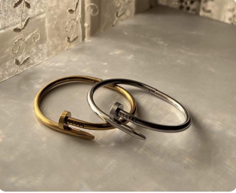 Nail Bracelet