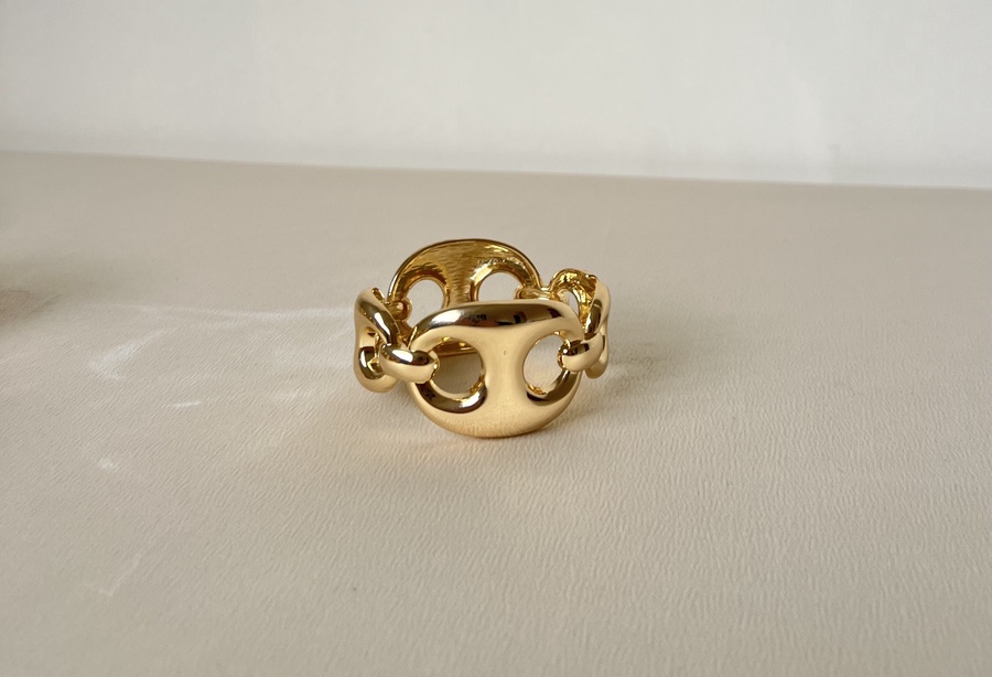Wide Chain Bangle