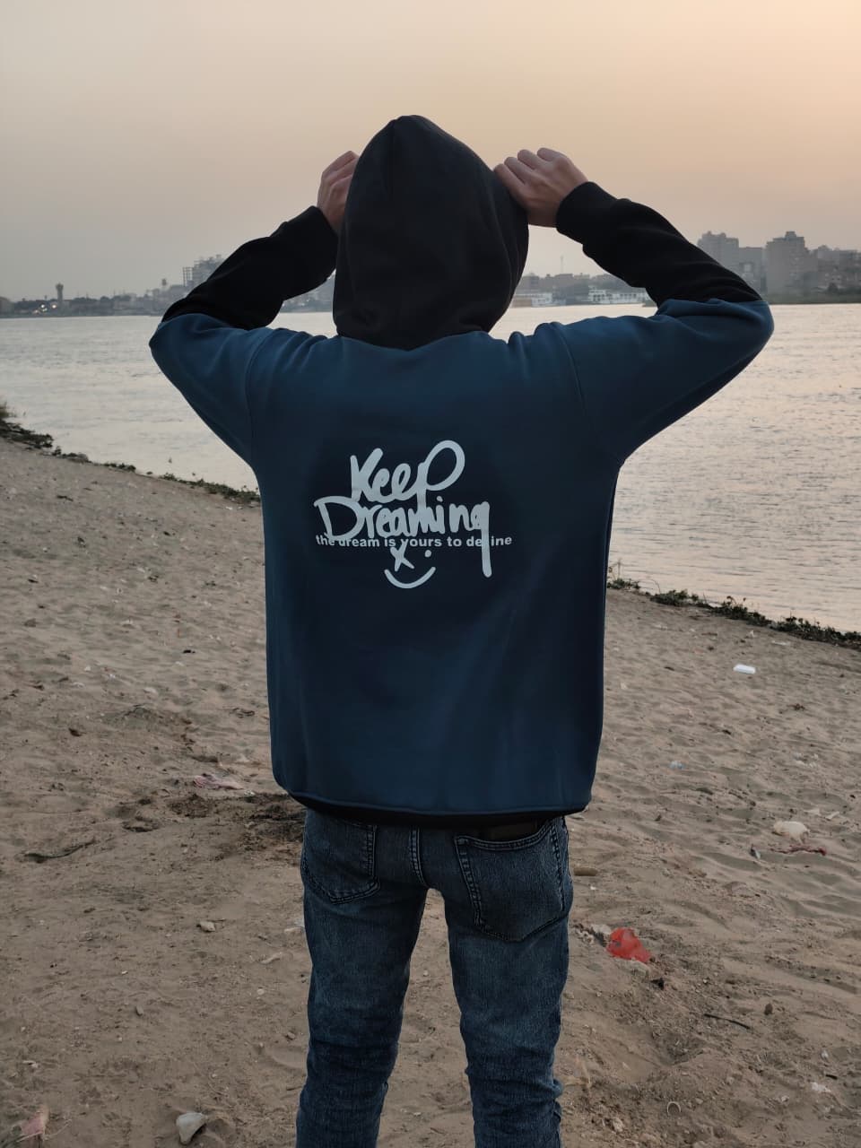 https://files.easy-orders.net/1769016648478292870.jpeg