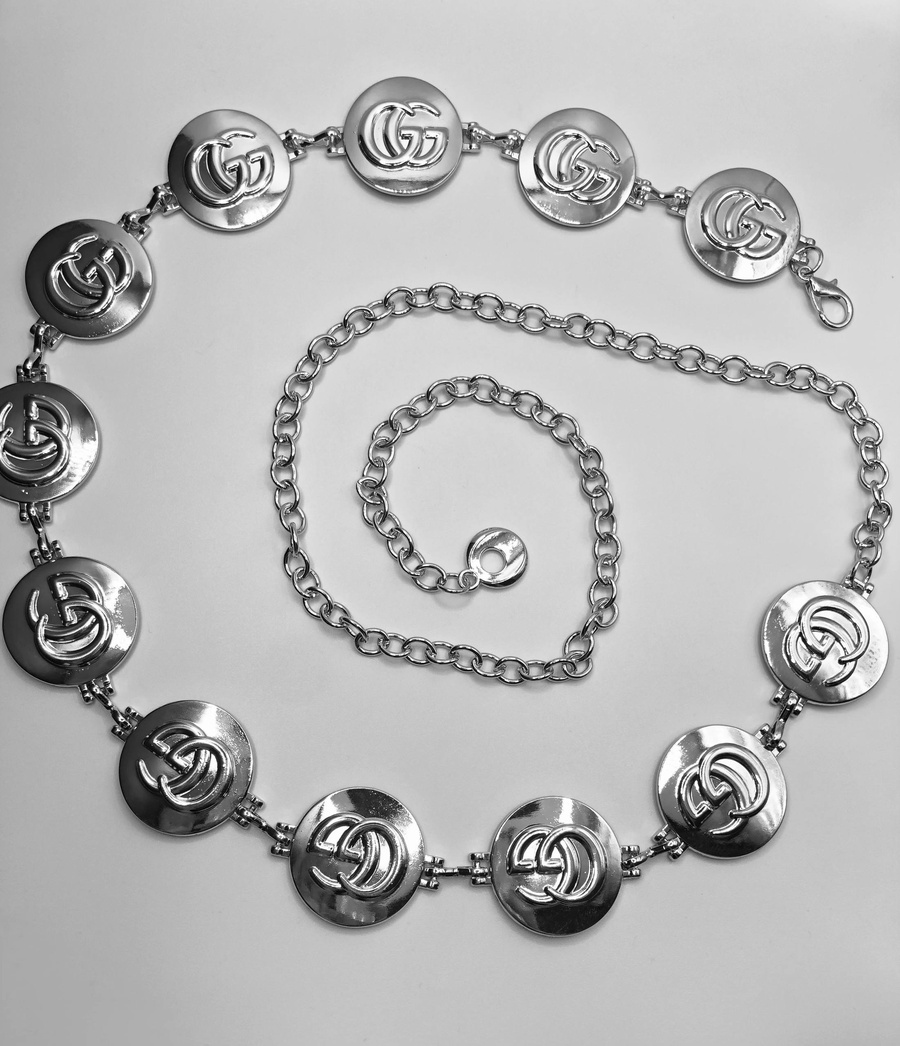 Iconic G Medallion Belt – High-Gloss Luxury Statement