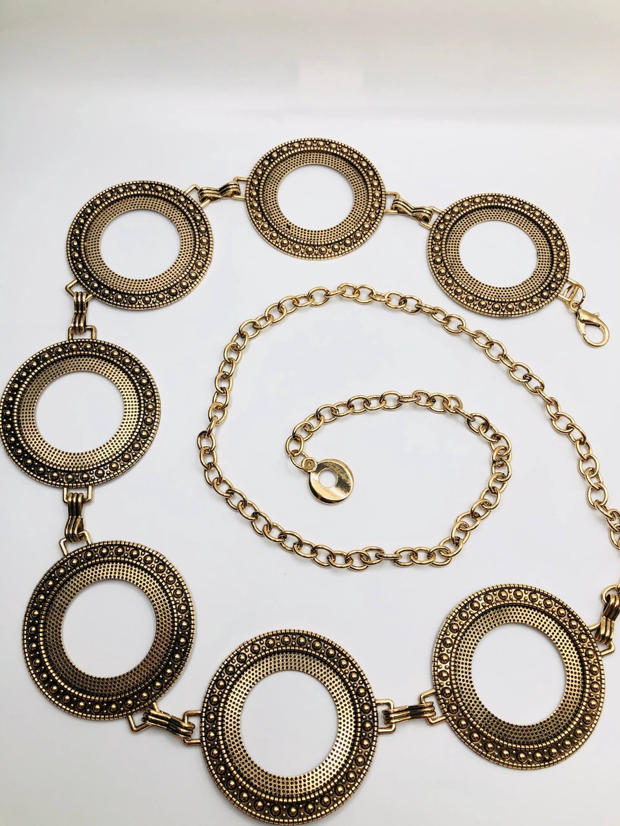 Giant Link Belt – Bold Oversized Rings