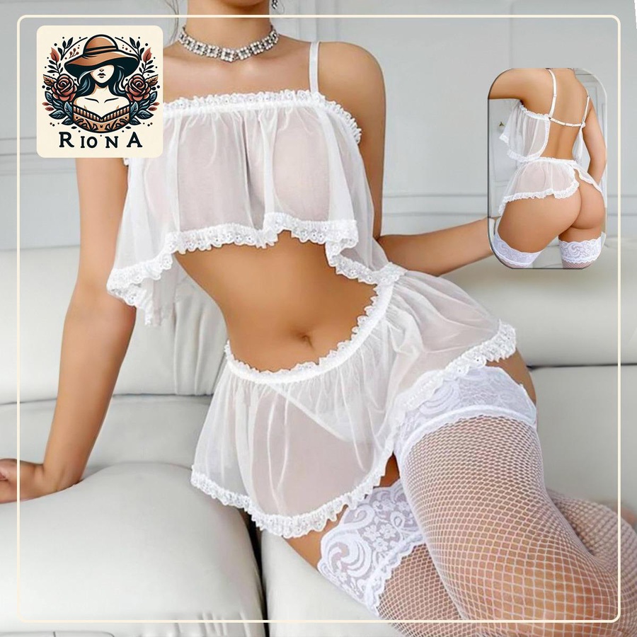 طقم دانتيل أبيض مع جيب قصيرة | White Lace Set with Mini Skirt