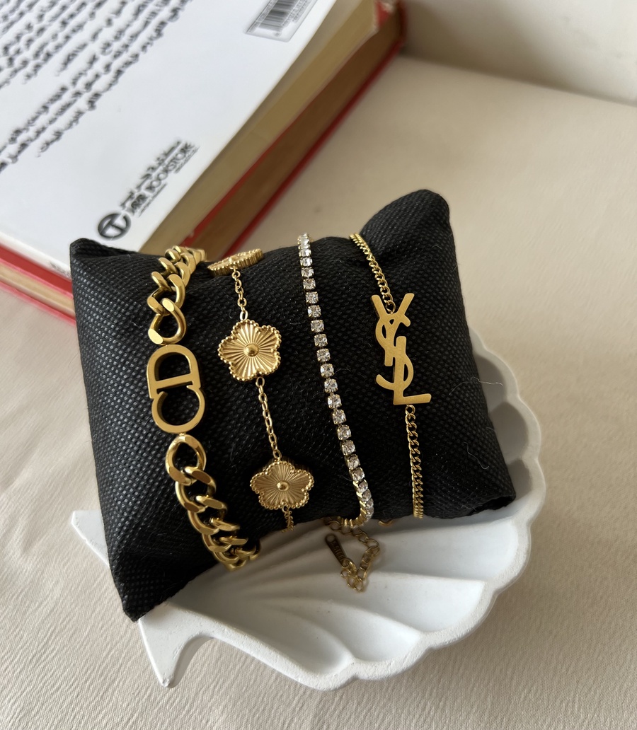 Golden Elegance Set