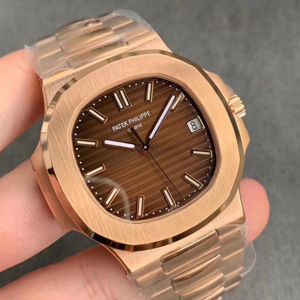 ساعة باتيك فيليب Patek Philippe Nautilus Rose Gold 5711/1R-001 Super master replica