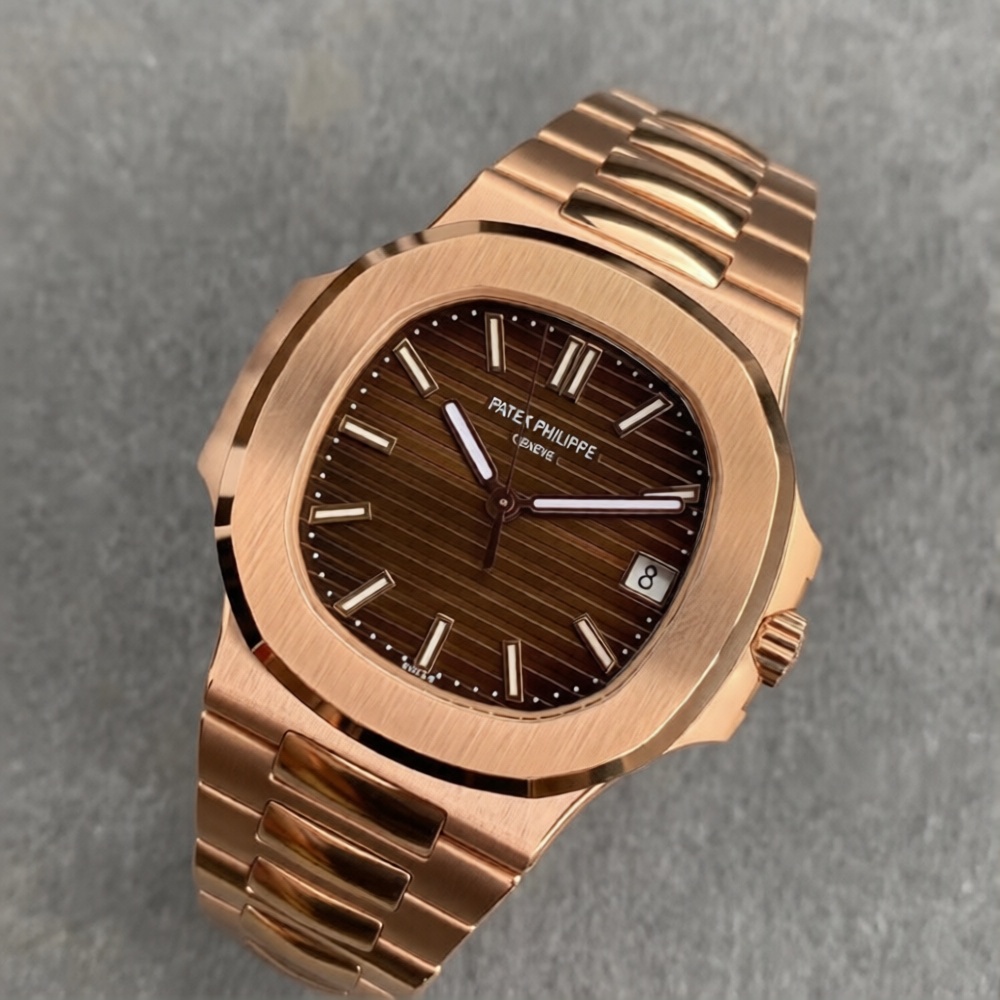 ساعة باتيك فيليب Patek Philippe Nautilus Rose Gold 5711/1R-001 Super master replica
