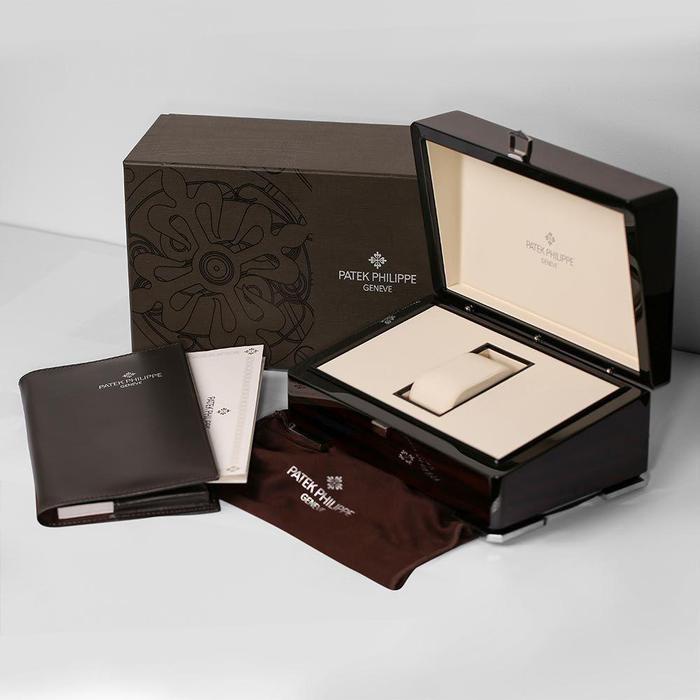 ساعة باتيك فيليب Patek Philippe Nautilus Rose Gold 5711/1R-001 Super master replica
