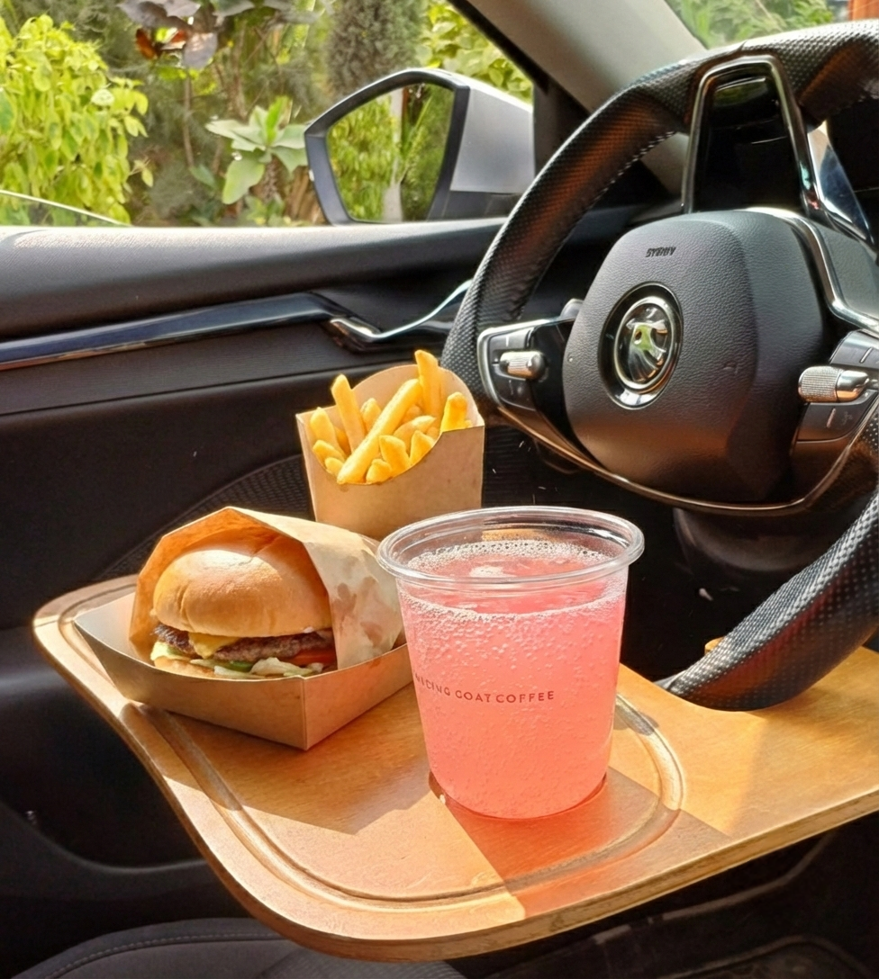ComfyRide™  -  Car Table