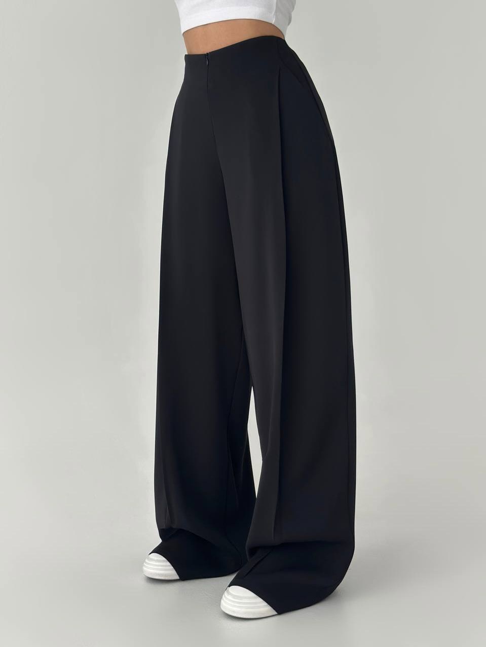 Wide leg pants