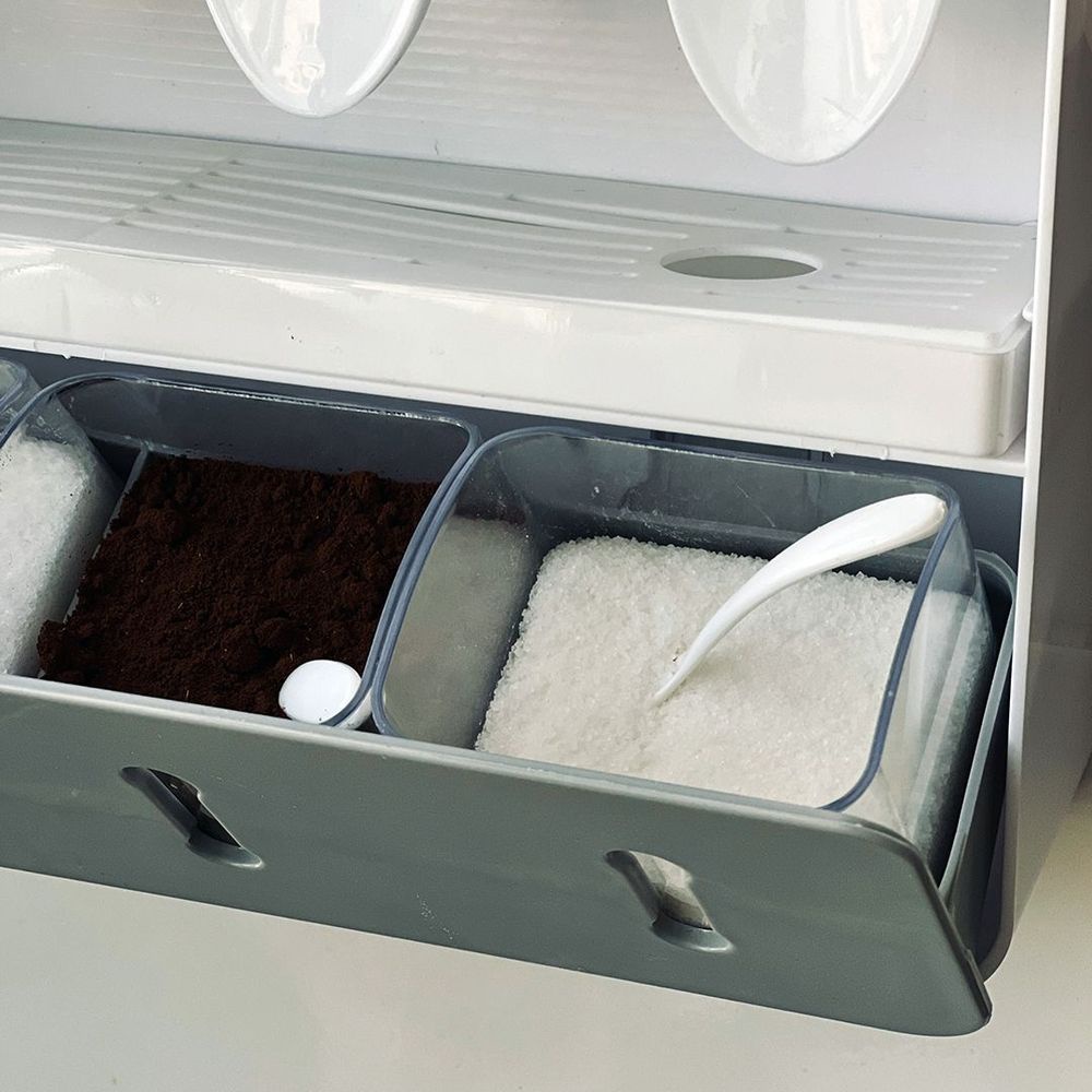 4 علب مخصصة للتوابل