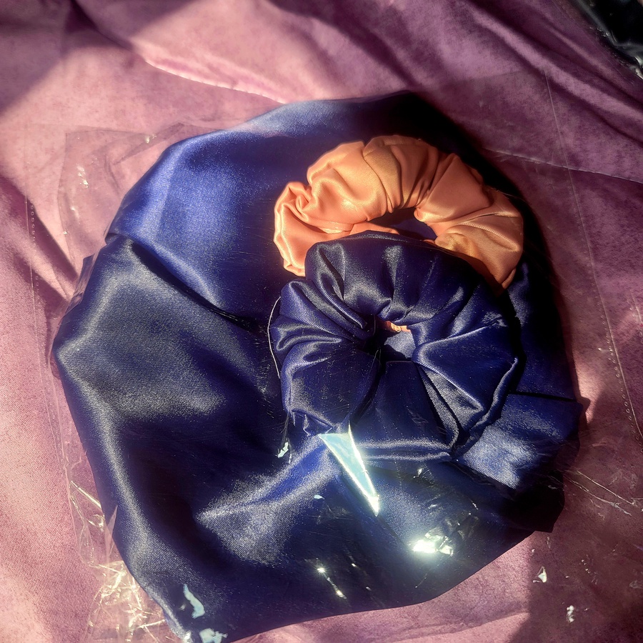 Satin Bonnet with 2 Ties