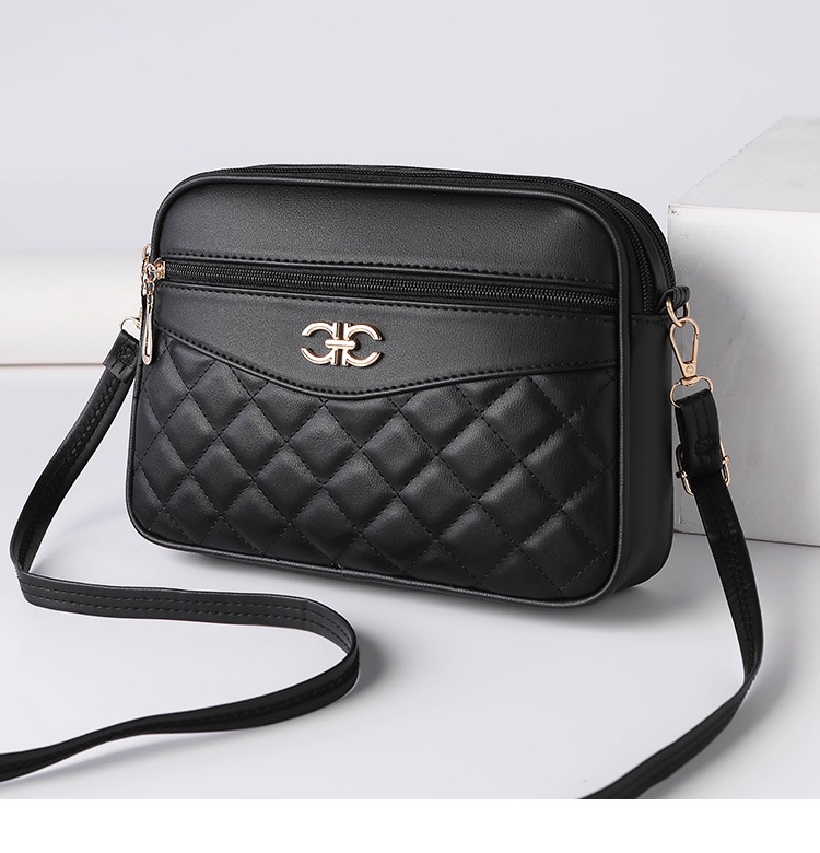  أبعاد مثاليه : طول18  × عرض 26 — شكل أنيق وسعة ممتازة.