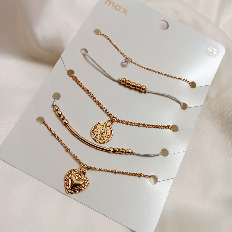 modern bracelet set of cutness