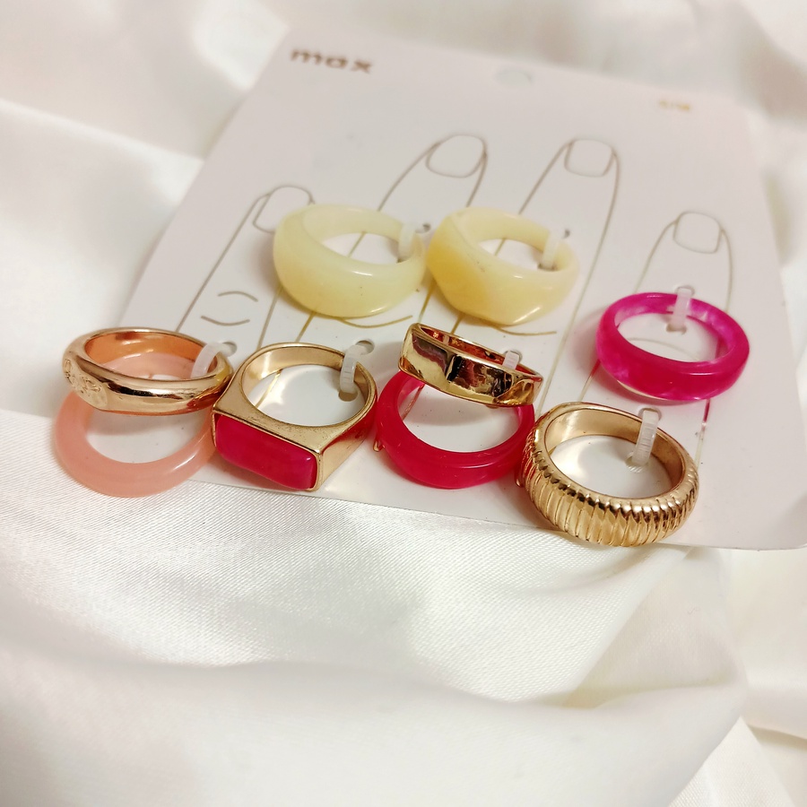 Chic Glow Ring Set