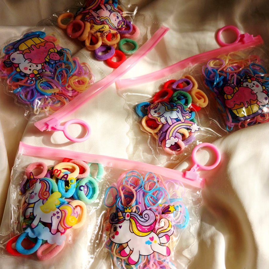 Bag 2 types of hair ties