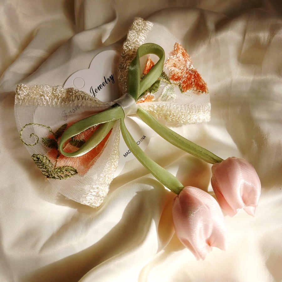 Elegant Chic Dantel Chiffon Bow