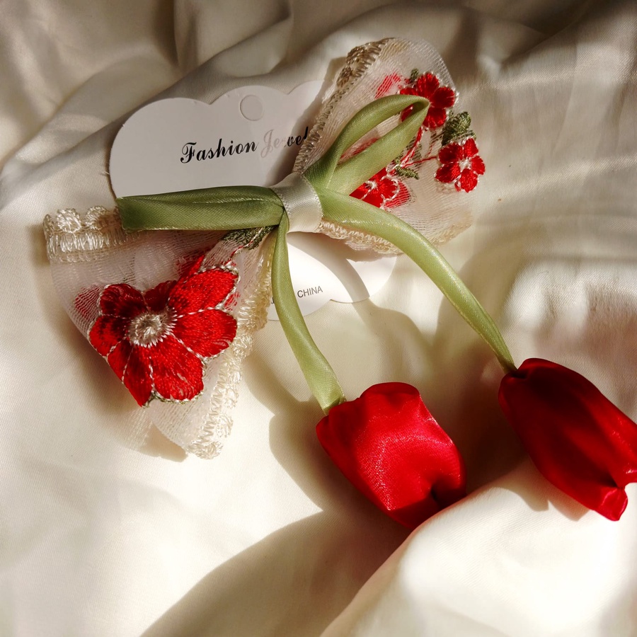Elegant Chic Dantel Chiffon Bow